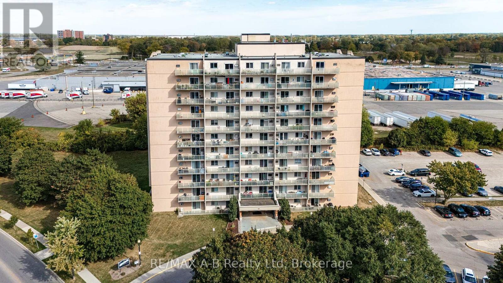 101 - 583 Mornington Avenue, London East, Ontario  N5Y 3E9 - Photo 2 - X12470522