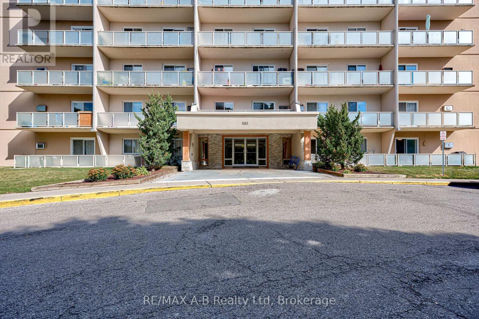 101 - 583 Mornington Avenue, London East, Ontario  N5Y 3E9 - Photo 8 - X12470522