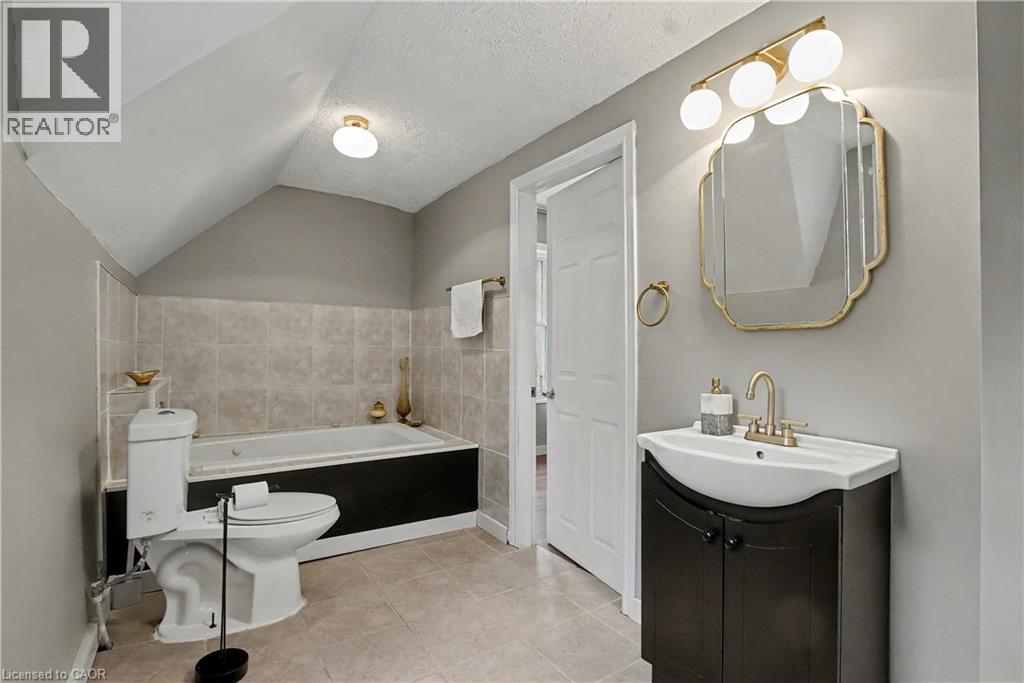 263 Cumberland Street Street, Palmerston, Ontario  N0G 2P0 - Photo 17 - 40776604