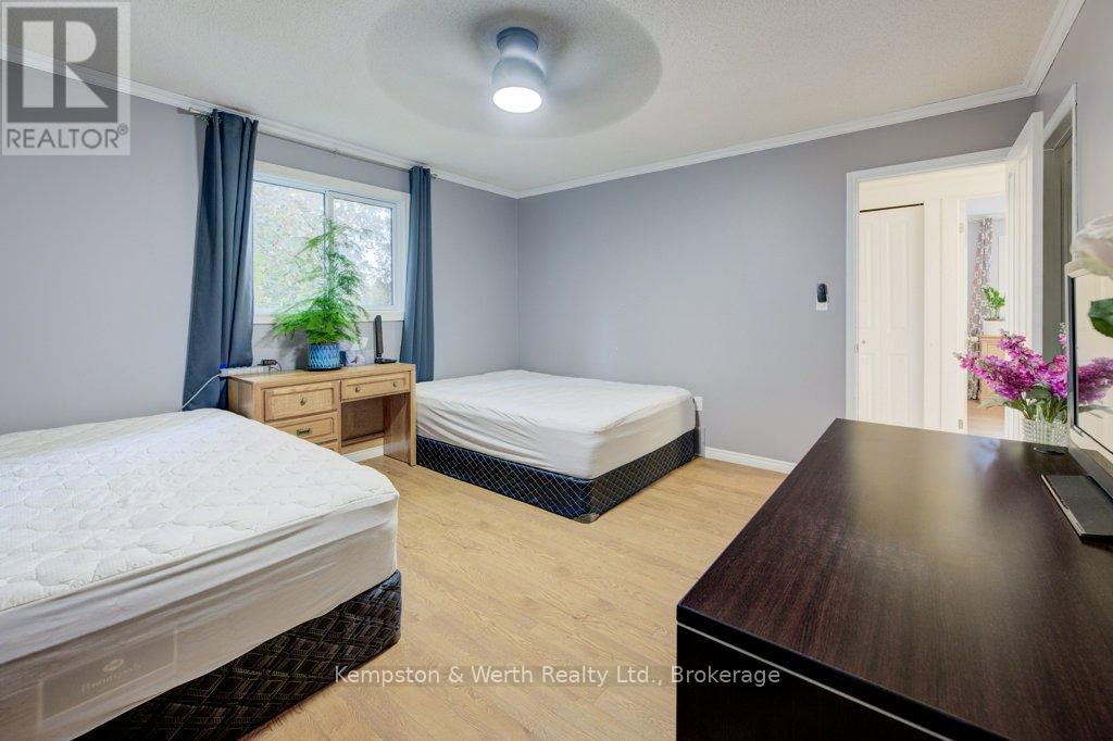 750 Edgar Street, North Perth, Ontario  N4W 1H7 - Photo 14 - X12471065