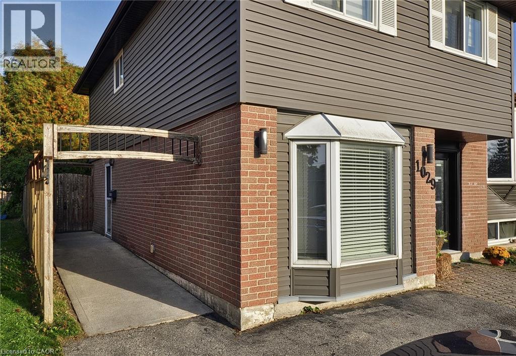 1029 VALENTINE Drive Unit# B, Cambridge, Ontario