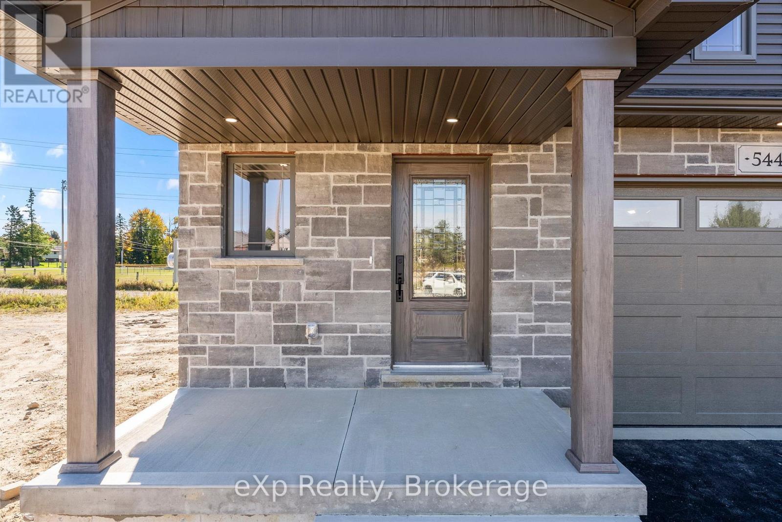 544 Newfoundland Street, Wellington North, Ontario  N0G 2L2 - Photo 4 - X12471455
