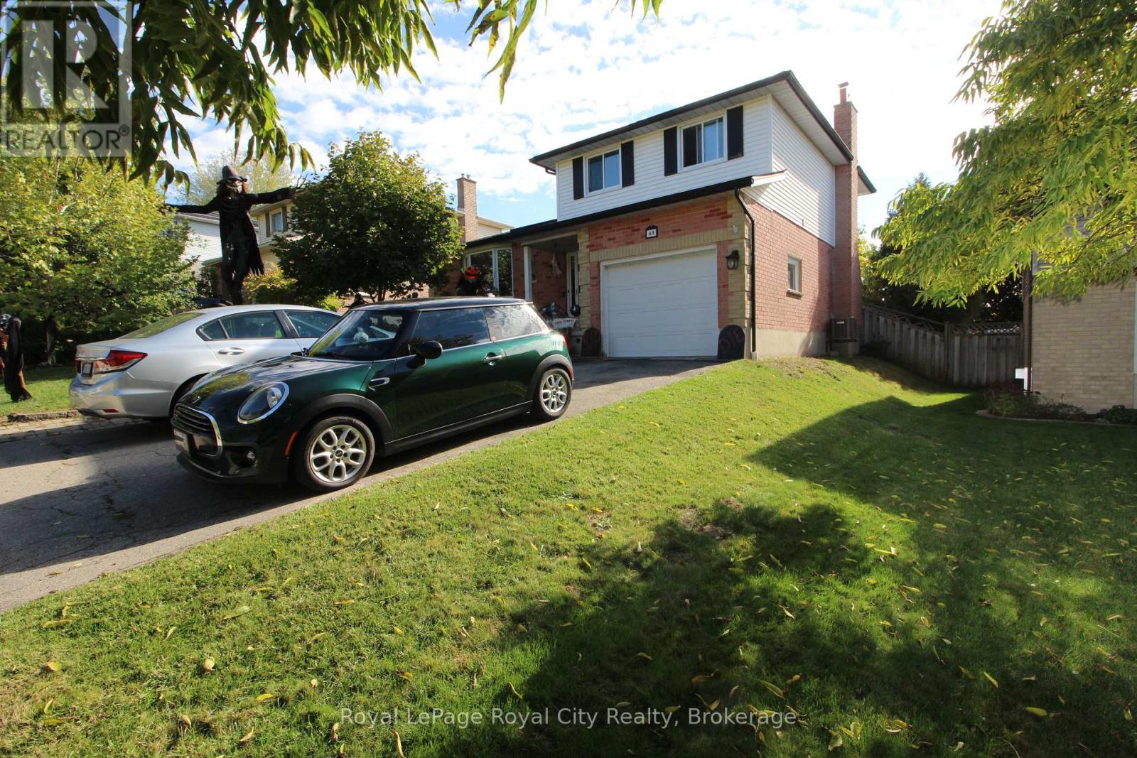 40 Shoemaker Crescent, Guelph, Ontario  N1K 1J6 - Photo 14 - X12471482