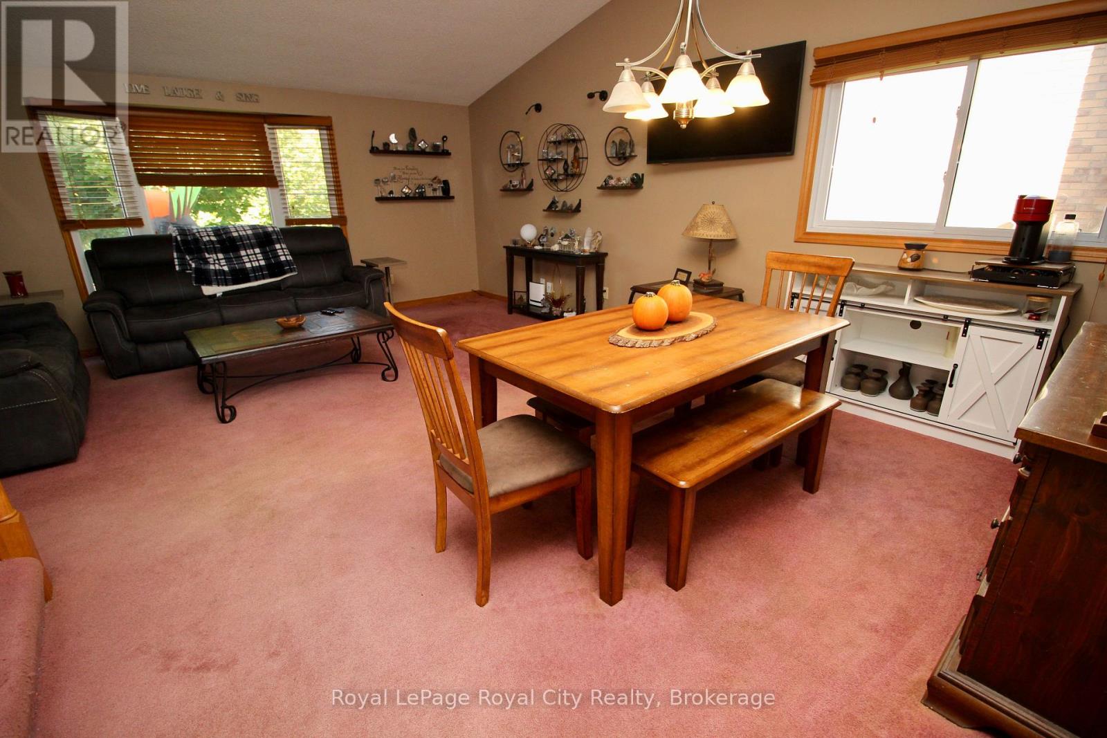 40 Shoemaker Crescent, Guelph, Ontario  N1K 1J6 - Photo 28 - X12471482