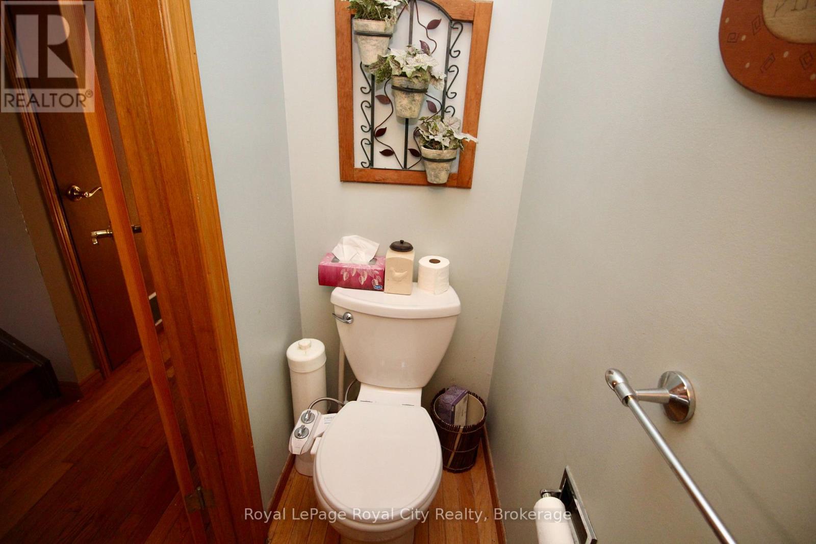 40 Shoemaker Crescent, Guelph, Ontario  N1K 1J6 - Photo 32 - X12471482