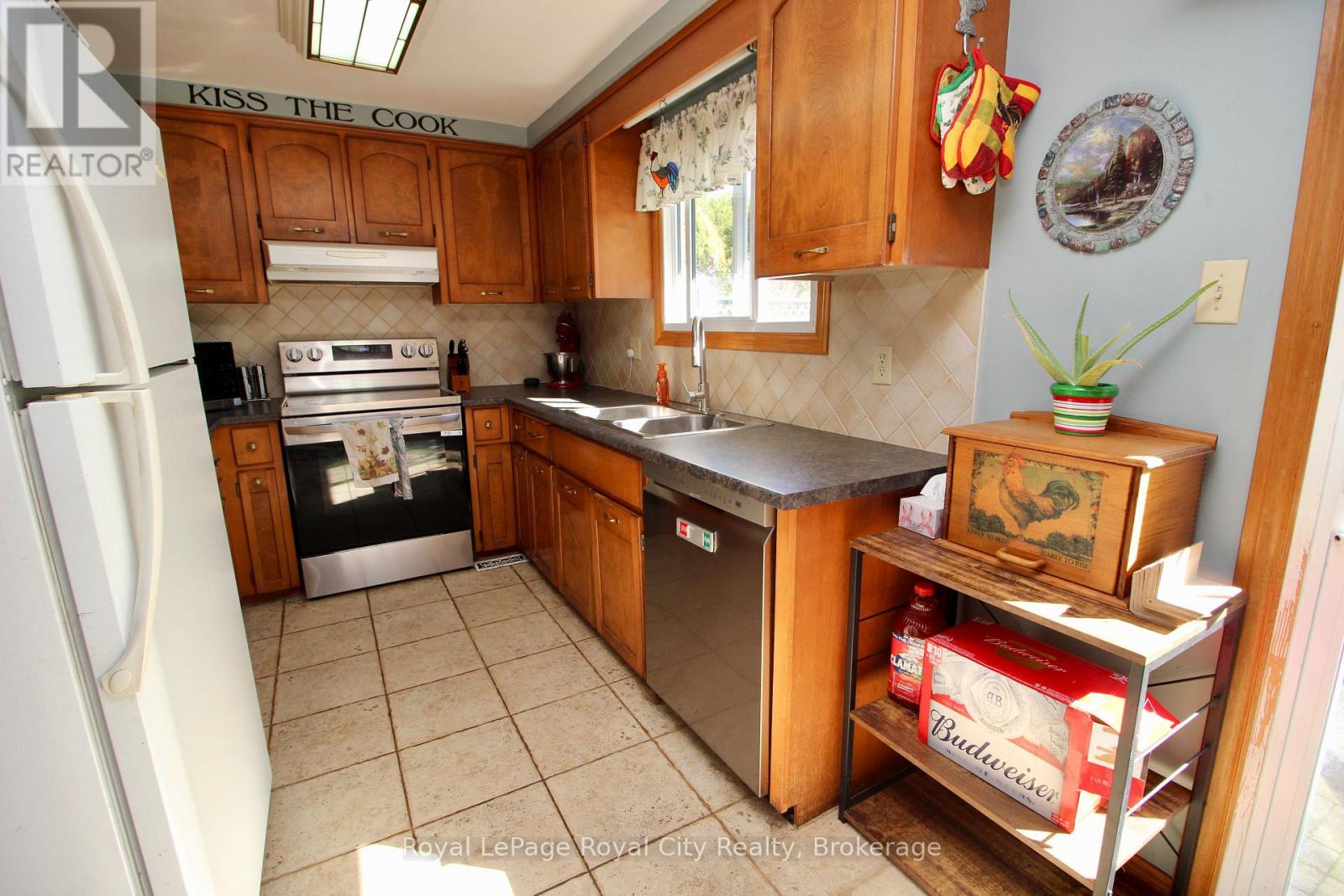 40 Shoemaker Crescent, Guelph, Ontario  N1K 1J6 - Photo 33 - X12471482