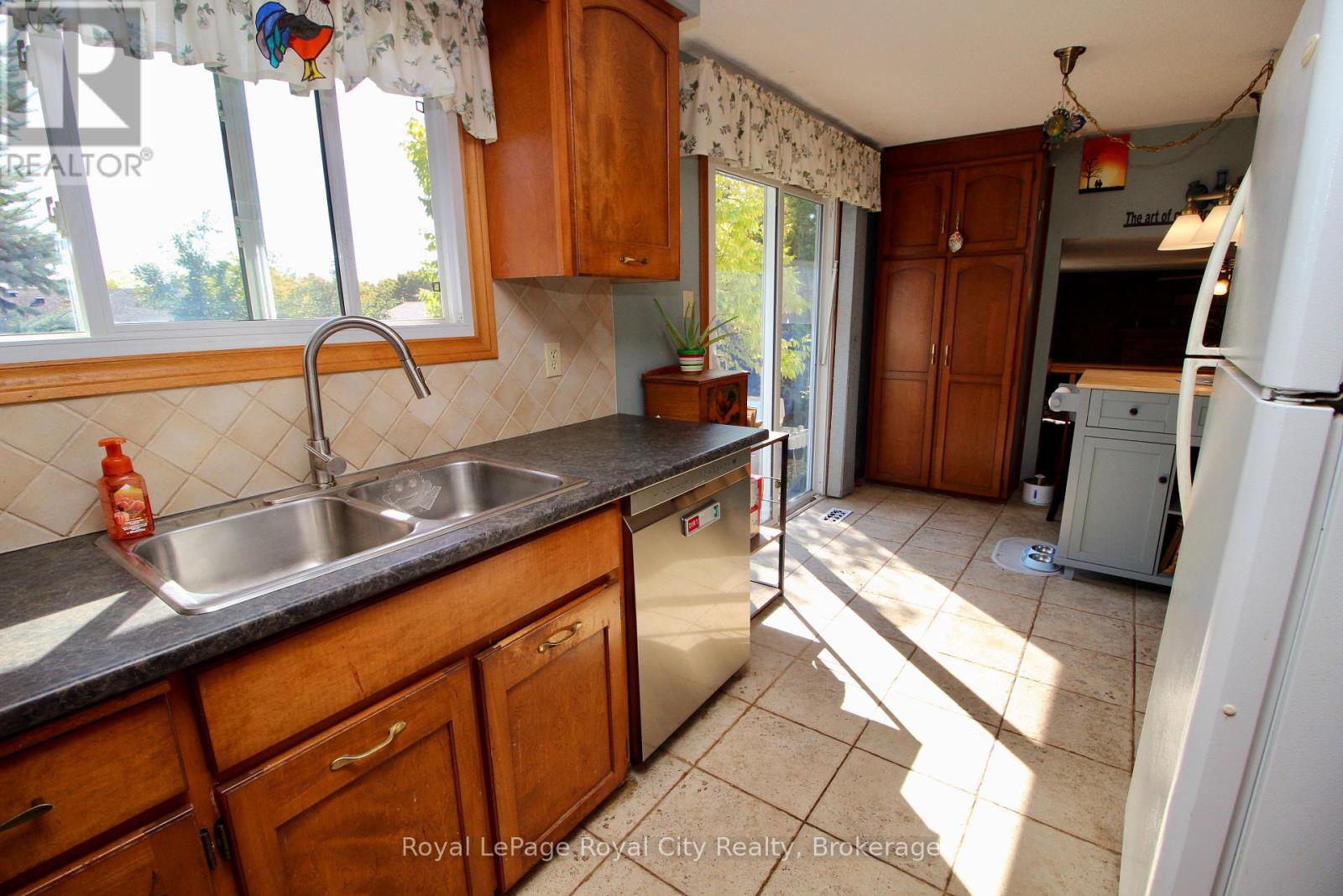 40 Shoemaker Crescent, Guelph, Ontario  N1K 1J6 - Photo 34 - X12471482