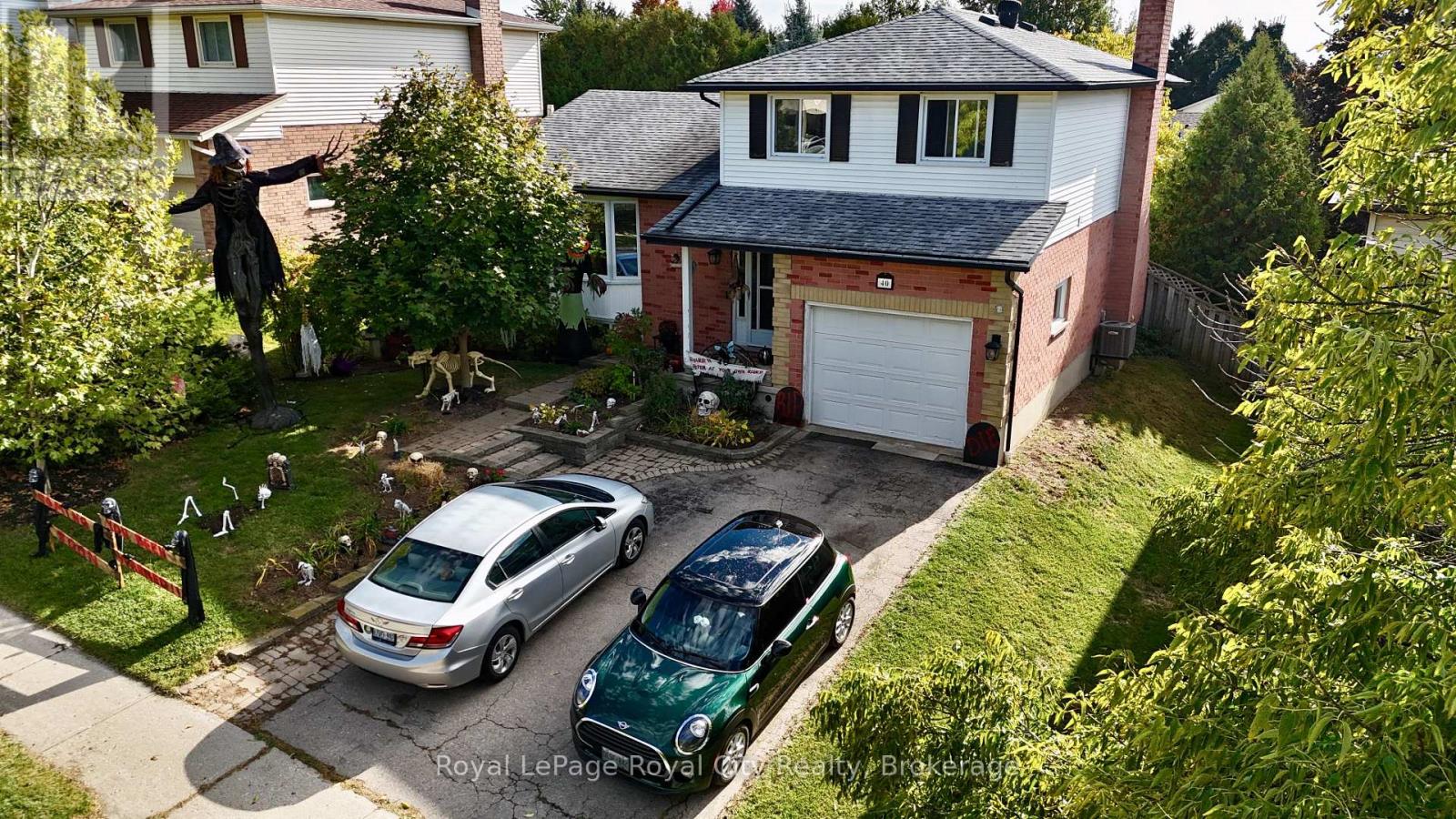 40 Shoemaker Crescent, Guelph, Ontario  N1K 1J6 - Photo 7 - X12471482