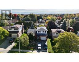 40 SHOEMAKER CRESCENT, Guelph, Ontario
