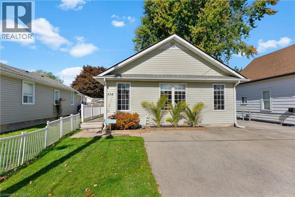 314 Lincoln Road W, Fort Erie, Ontario  L0S 1B0 - Photo 1 - 40780704