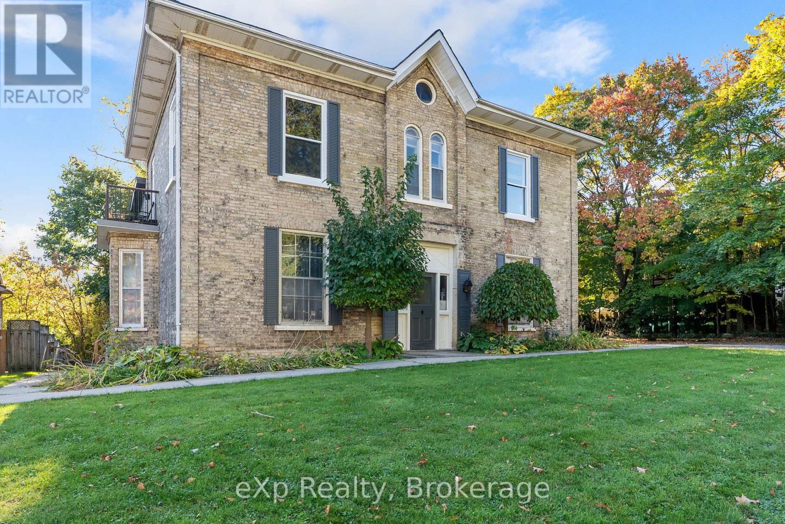 4 - 111 Church Street, Stratford, Ontario  N5A 2R3 - Photo 4 - X12473074