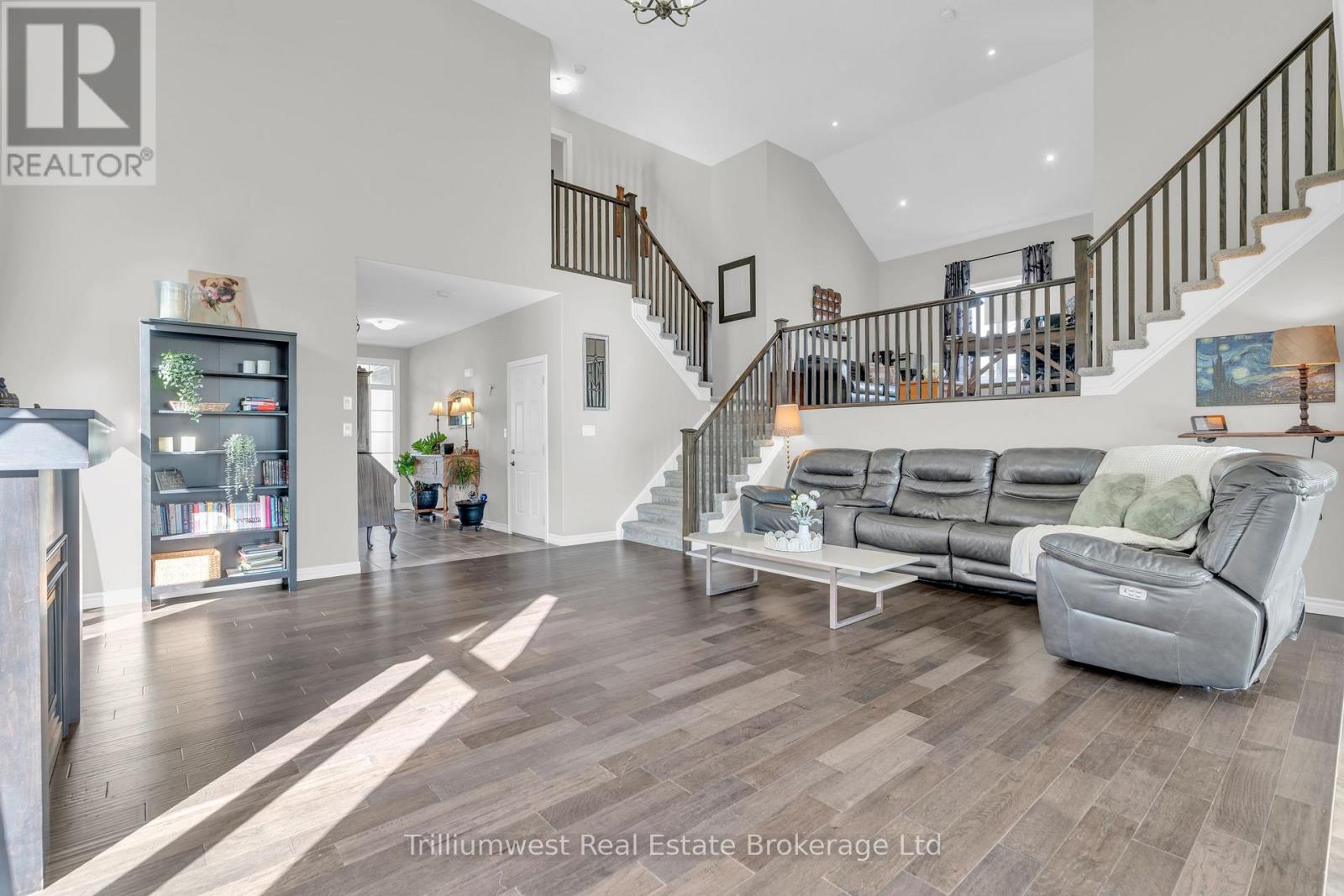 535 Woodbine Avenue, Kitchener, Ontario  N2R 1Y9 - Photo 10 - X12473139