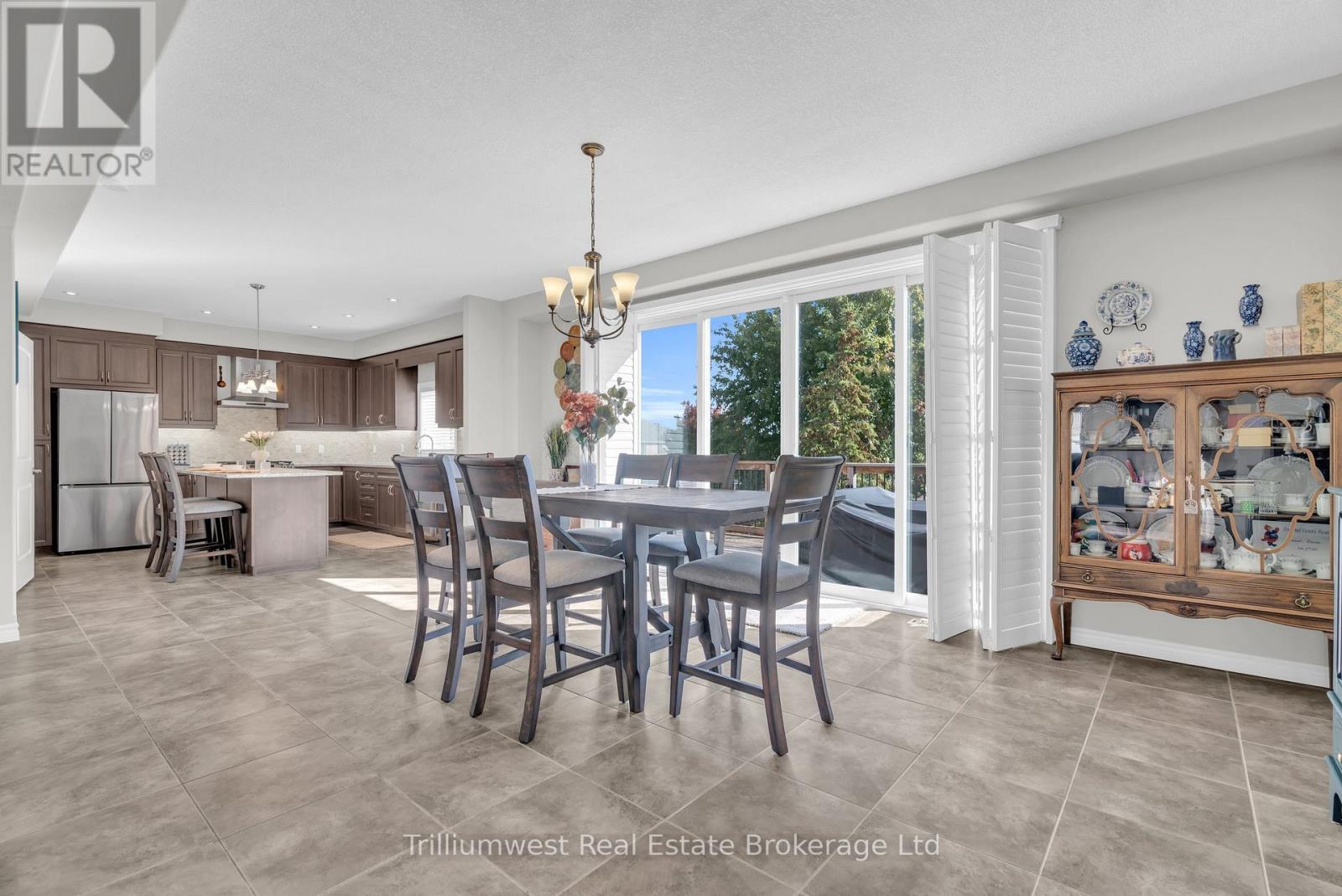 535 Woodbine Avenue, Kitchener, Ontario  N2R 1Y9 - Photo 12 - X12473139