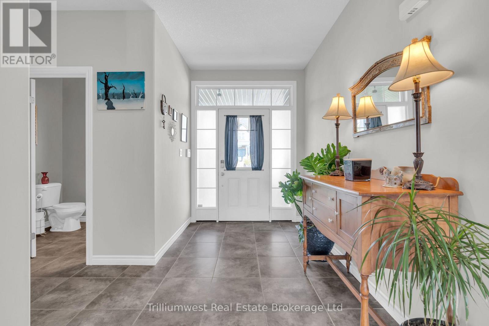 535 Woodbine Avenue, Kitchener, Ontario  N2R 1Y9 - Photo 6 - X12473139