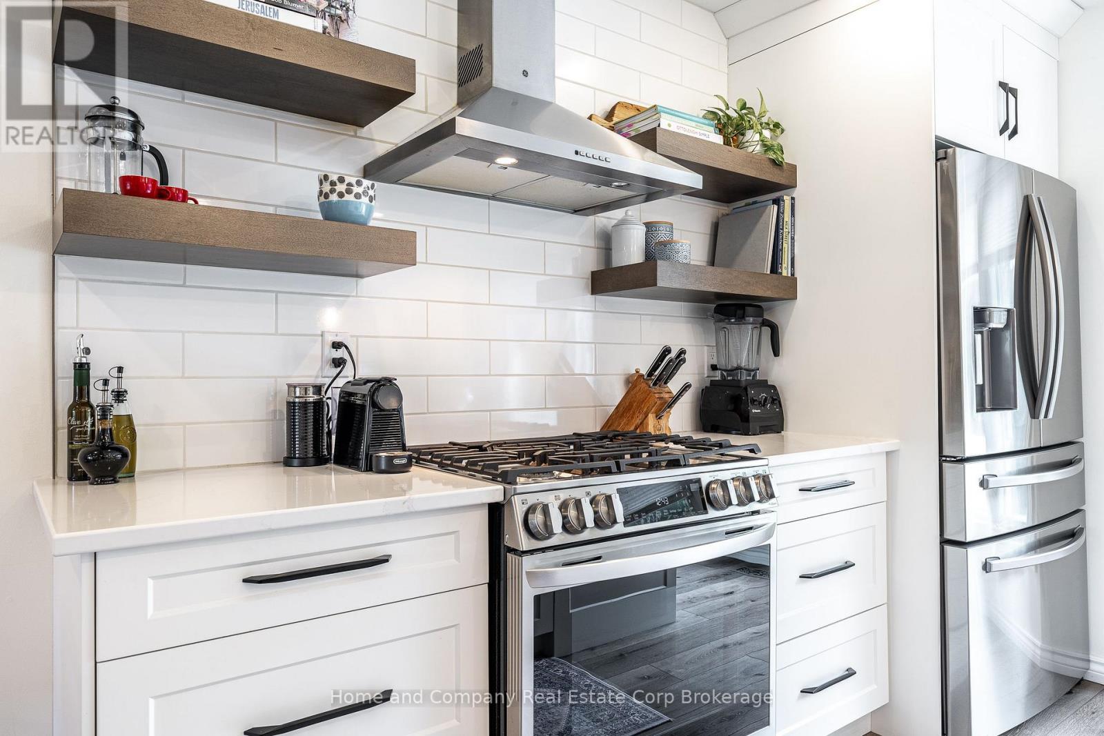 143 Greenwood Drive, Stratford, Ontario  N5A 7K3 - Photo 12 - X12473426