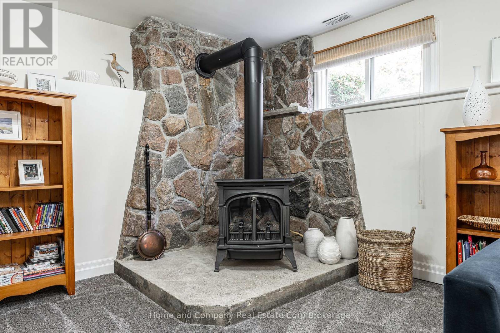 143 Greenwood Drive, Stratford, Ontario  N5A 7K3 - Photo 25 - X12473426