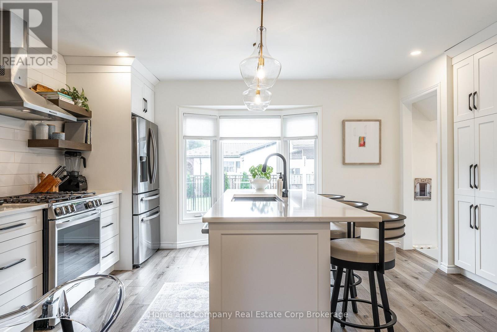 143 Greenwood Drive, Stratford, Ontario  N5A 7K3 - Photo 9 - X12473426