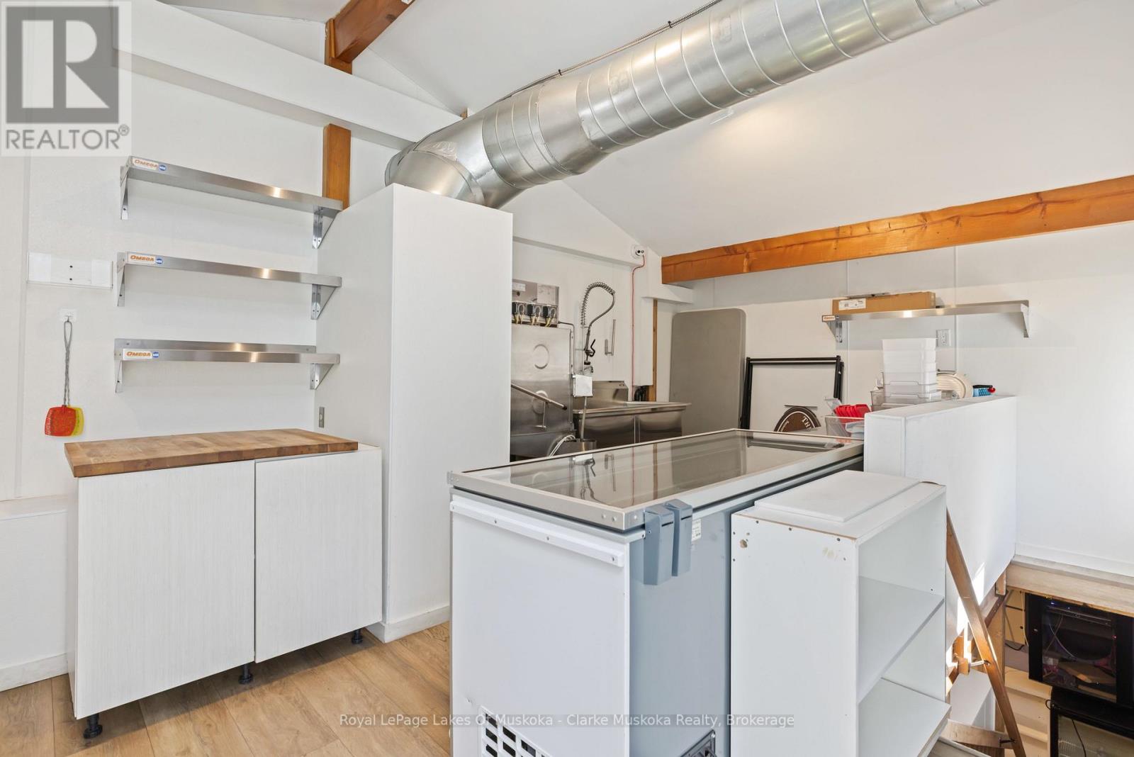 3173 Muskoka Rd 169, Muskoka Lakes, Ontario  P0C 1A0 - Photo 23 - X12473445