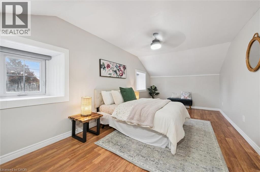 16-18 St Andrews Street, Cambridge, Ontario  N1S 1M4 - Photo 13 - 40779895