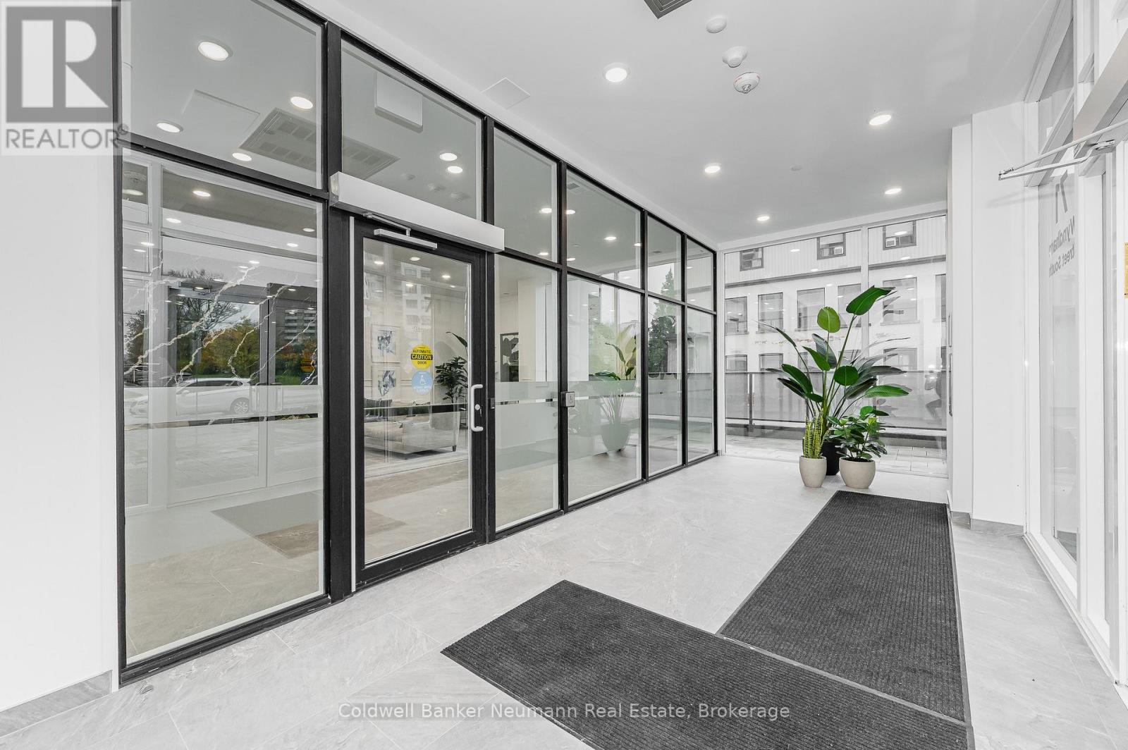 209 - 71 Wyndham Street S, Guelph, Ontario  N1E 5R3 - Photo 5 - X12473563