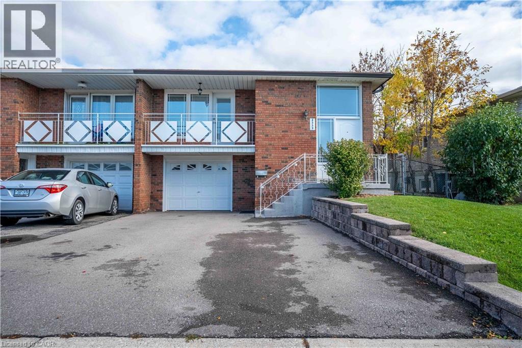 2559 KINGSBERRY Crescent, Mississauga, Ontario
