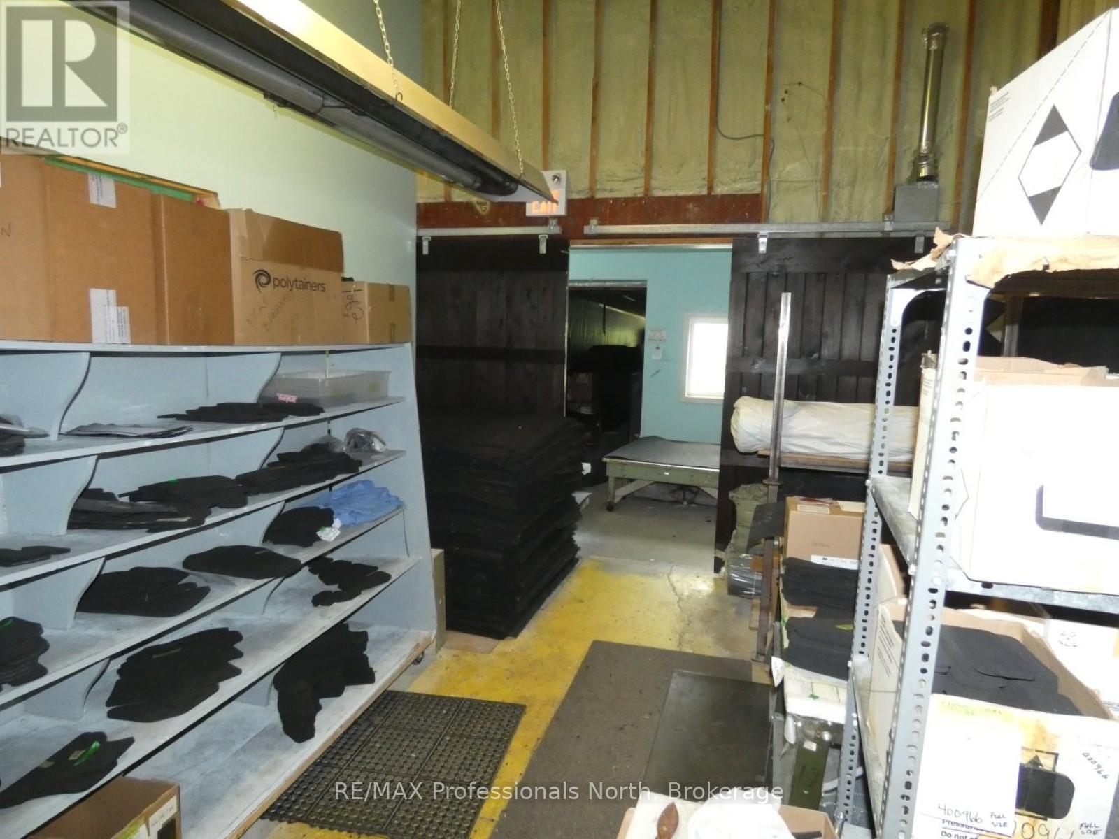 4538 County Road 121, Minden Hills, Ontario  K0M 2A1 - Photo 25 - X12473652