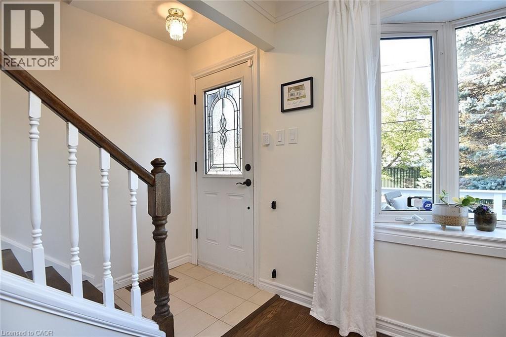 86 Mercer Street, Hamilton, Ontario  L9H 2N6 - Photo 3 - 40780947