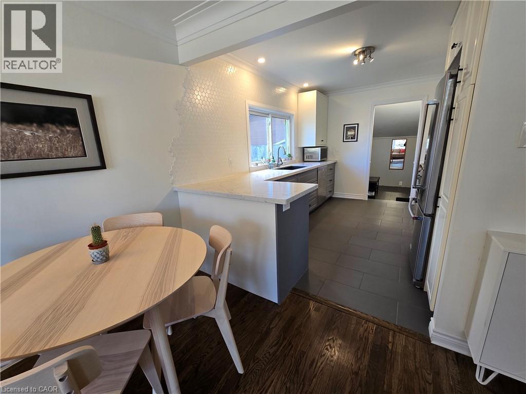 86 Mercer Street, Hamilton, Ontario  L9H 2N6 - Photo 6 - 40780947