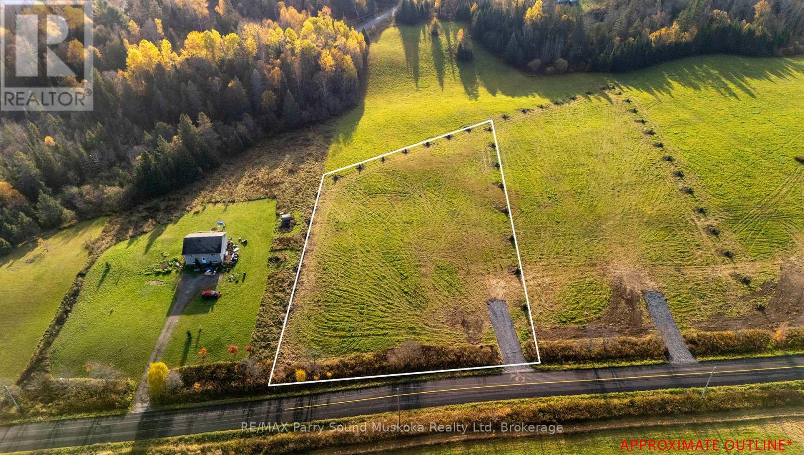 271 Balsam Road, Mckellar, Ontario  P0G 1C0 - Photo 3 - X12474039