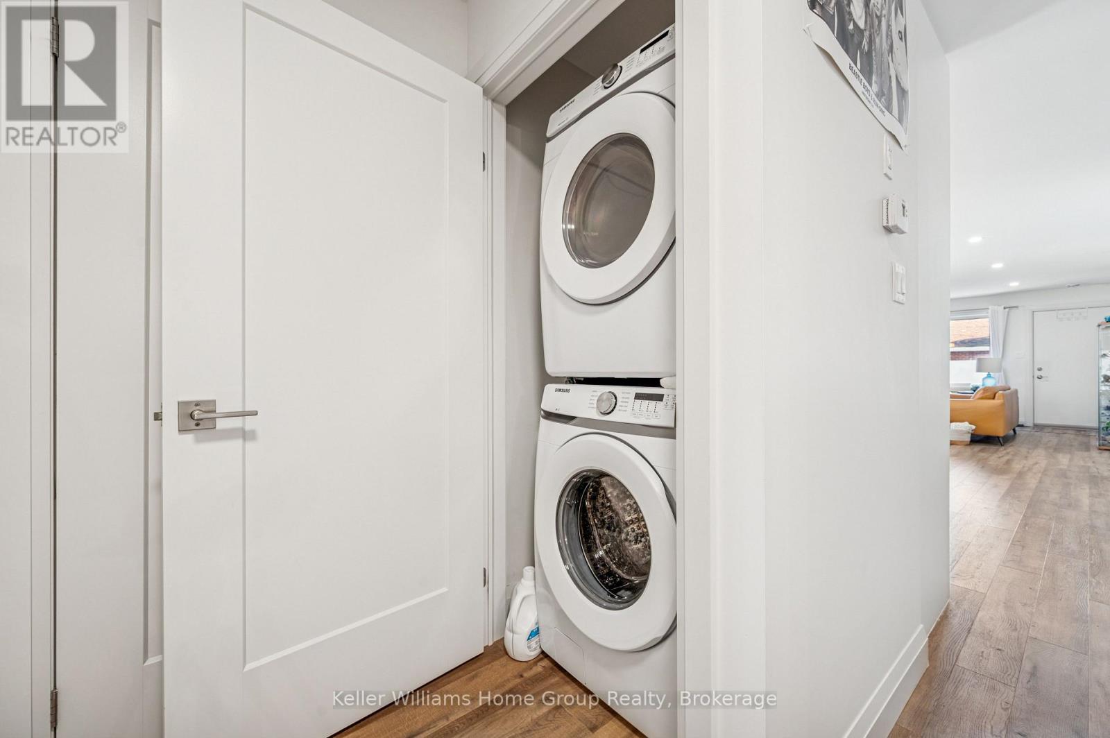 76 South Drive, Kitchener, Ontario  N2M 4B6 - Photo 21 - X12474120