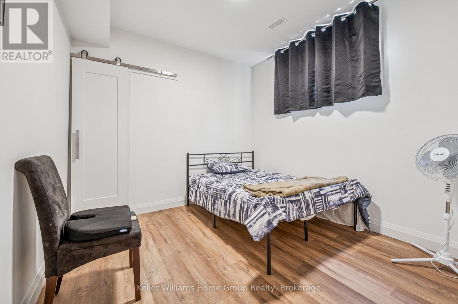 76 South Drive, Kitchener, Ontario  N2M 4B6 - Photo 35 - X12474120