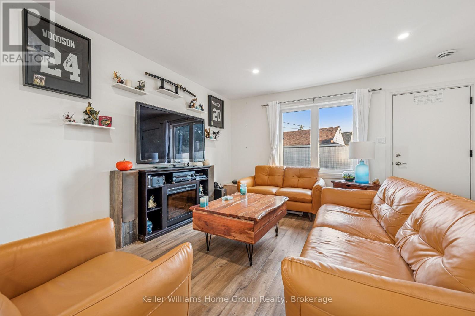 76 South Drive, Kitchener, Ontario  N2M 4B6 - Photo 7 - X12474120