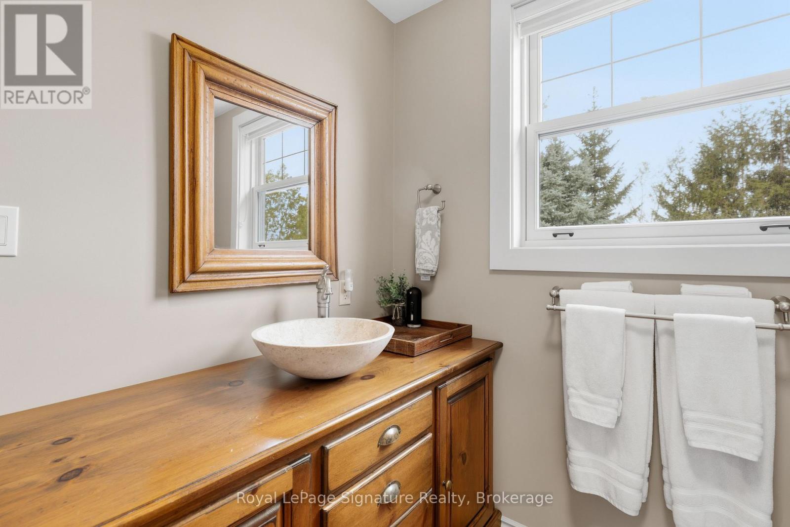 133 Old Lakeshore Road, Blue Mountains, Ontario  N0H 1J0 - Photo 29 - X12474151