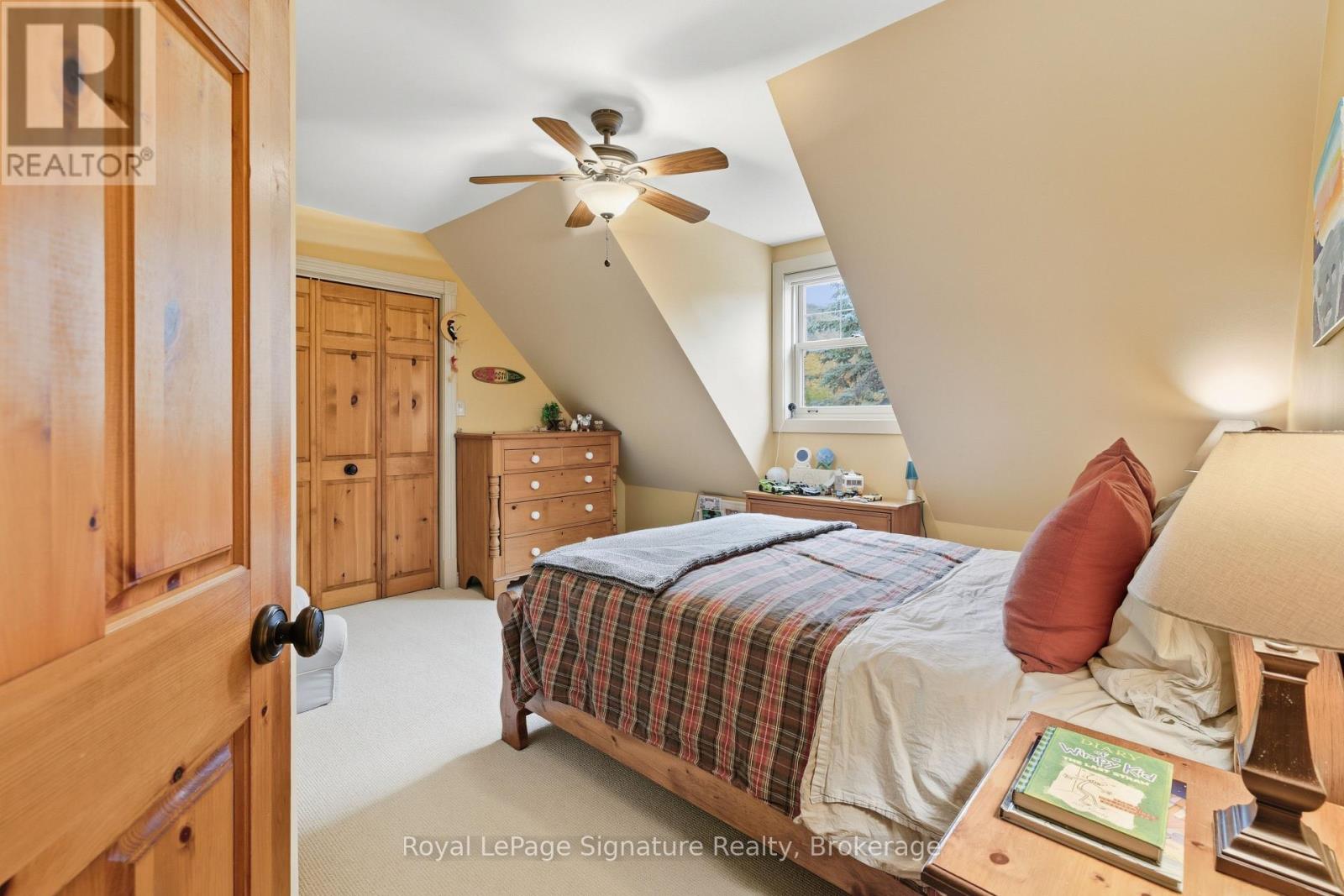 133 Old Lakeshore Road, Blue Mountains, Ontario  N0H 1J0 - Photo 31 - X12474151