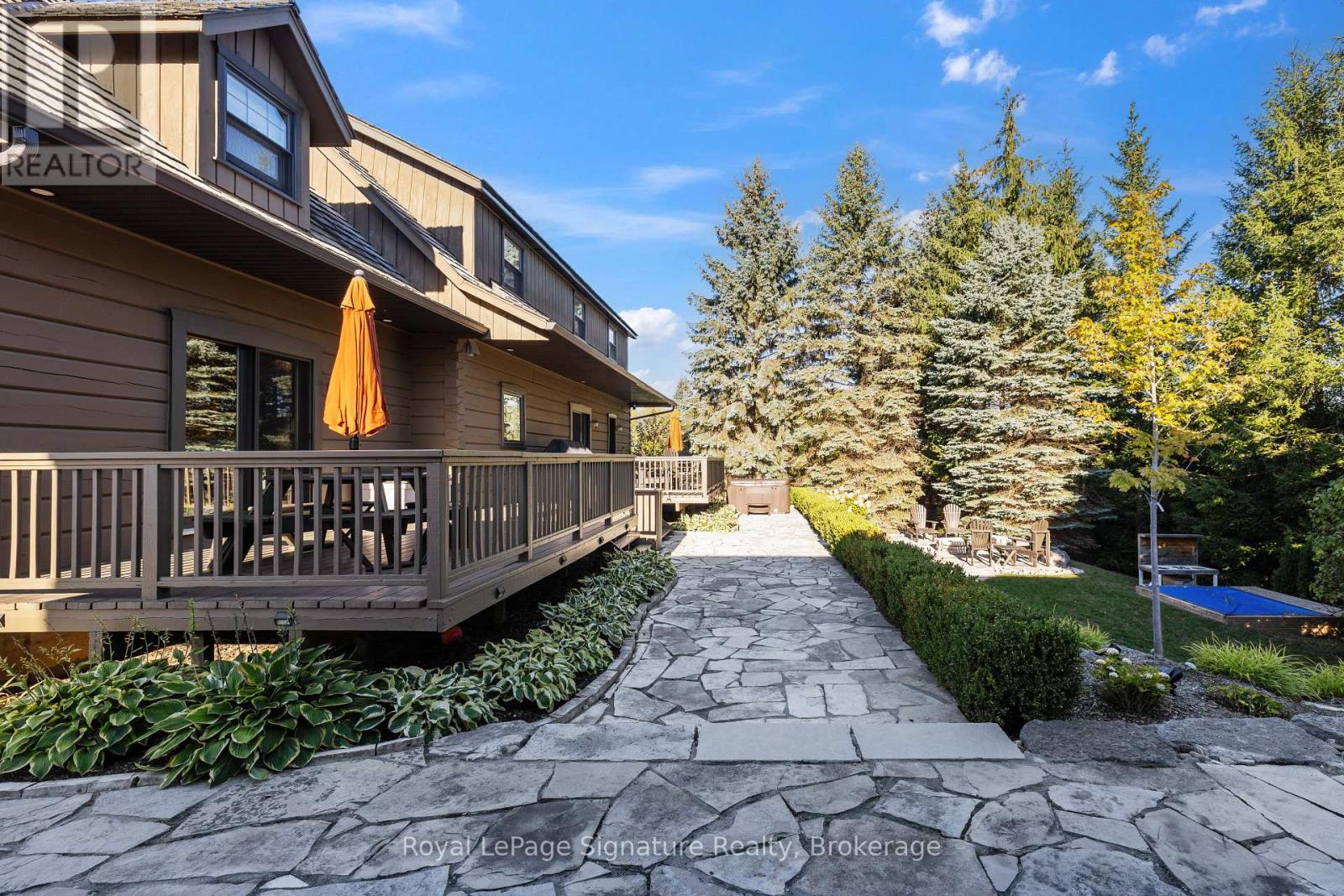 133 Old Lakeshore Road, Blue Mountains, Ontario  N0H 1J0 - Photo 37 - X12474151