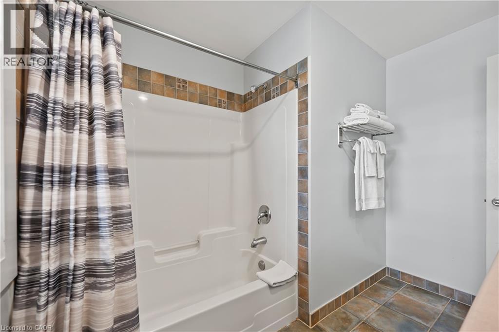 125 Fairway Court Unit# 228, The Blue Mountains, Ontario  L9Y 0P8 - Photo 33 - 40780852