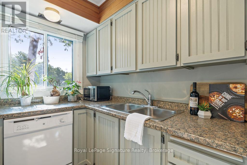 124 Escarpment Crescent, Collingwood, Ontario  L9Y 5B4 - Photo 9 - S12474176