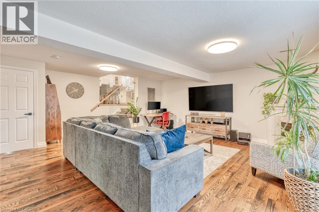 31 Bolzano Court, Hamilton, Ontario  L8W 3W7 - Photo 34 - 40780997