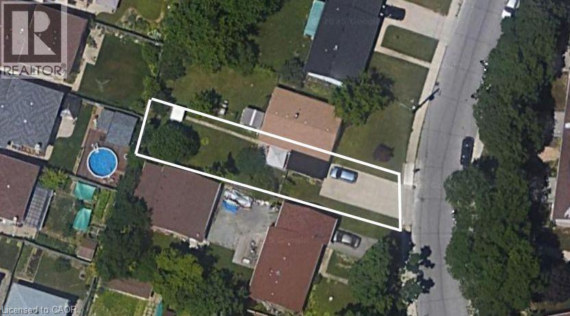 388 East 25th Street, Hamilton, Ontario  L8V 3B1 - Photo 4 - 40780892