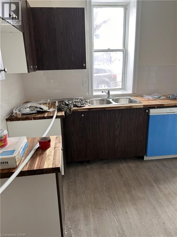 33-35 E Wood Street E, Hamilton, Ontario  L8L 3Y2 - Photo 3 - 40780933