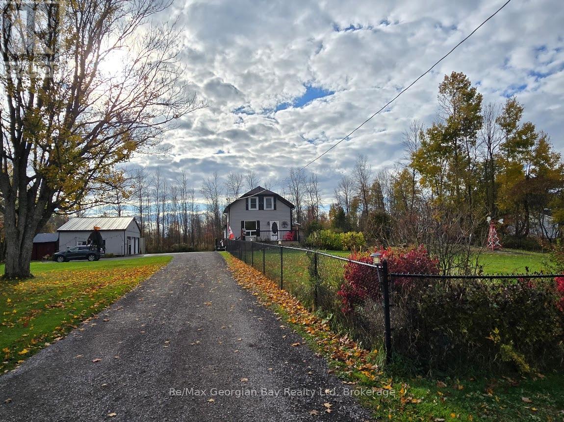 2066 IRISH LINE, Severn, Ontario