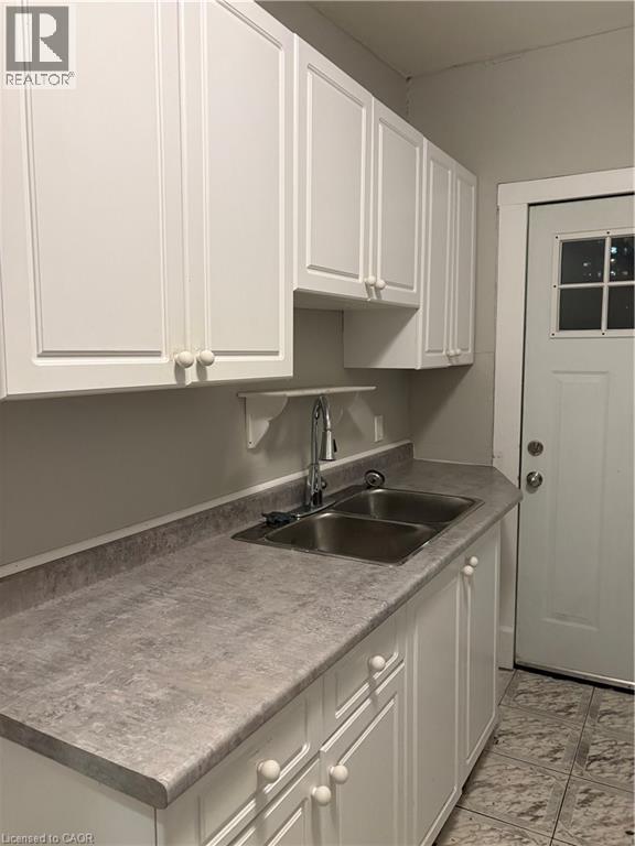 147 Bold Street Unit# 2, Hamilton, Ontario  L8P 1T9 - Photo 13 - 40780945