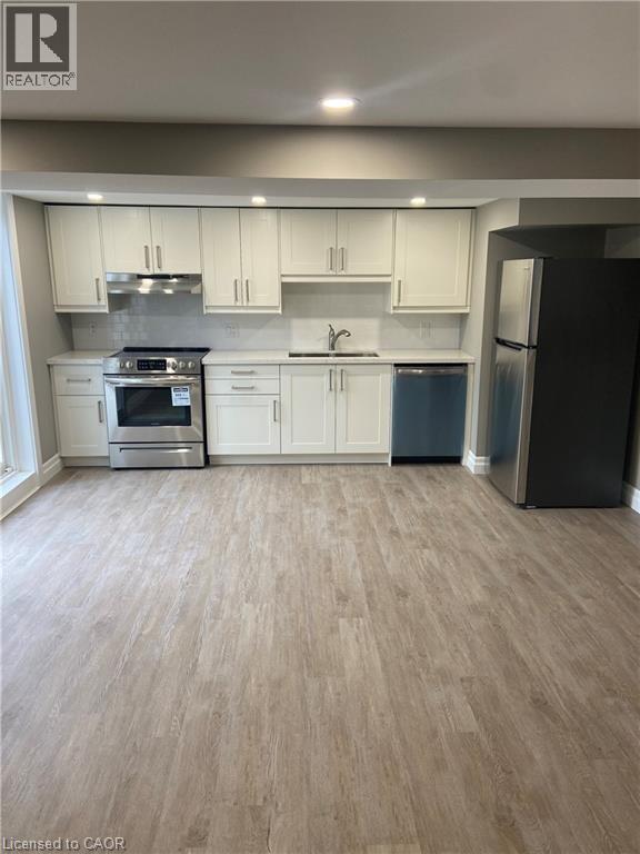 232 EAGLEWOOD Drive Unit# 2, Hamilton, Ontario