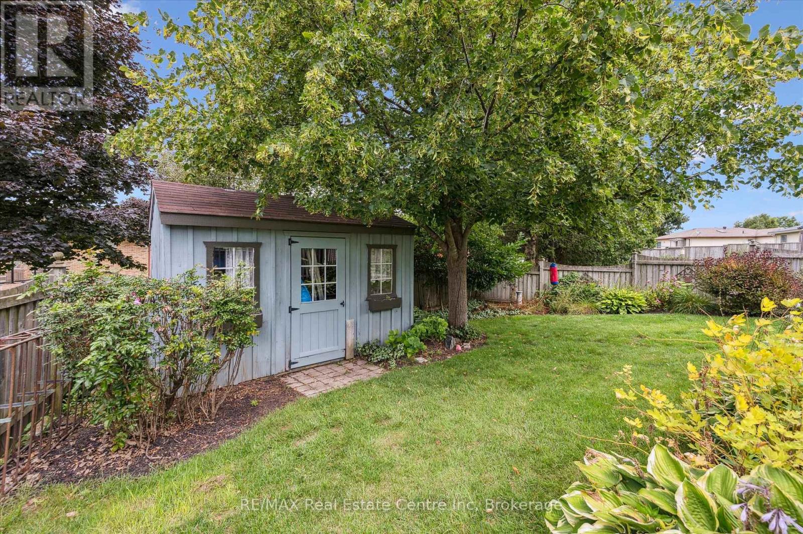 7 Eastview Drive, Wellington North, Ontario  N0G 1A0 - Photo 40 - X12476079