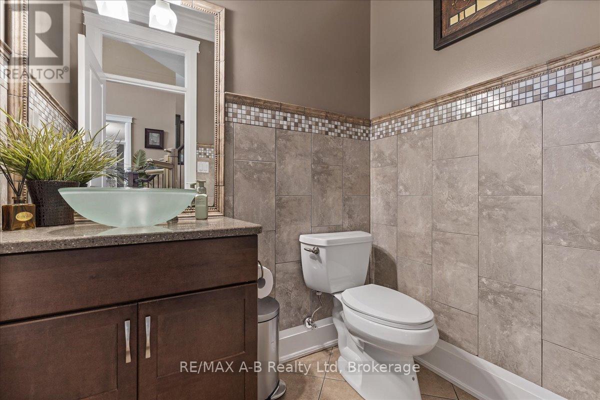 151 Huron Road, Perth South, Ontario  N0K 1X0 - Photo 28 - X12476130