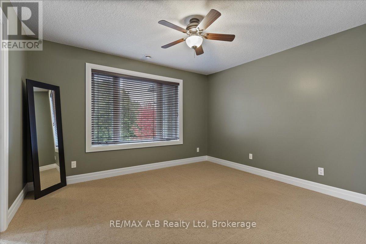 151 Huron Road, Perth South, Ontario  N0K 1X0 - Photo 36 - X12476130