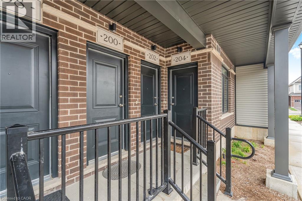 204 Wheat Lane, Kitchener, Ontario  N2R 0R4 - Photo 2 - 40780636