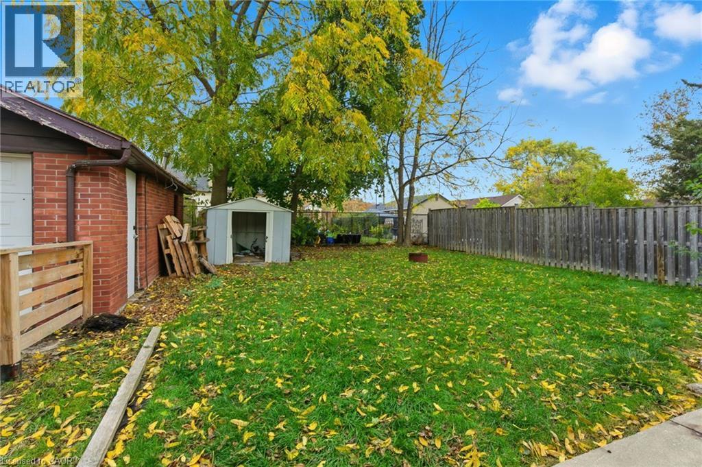 558 Rosseau Road, Hamilton, Ontario  L8K 4T8 - Photo 24 - 40781419