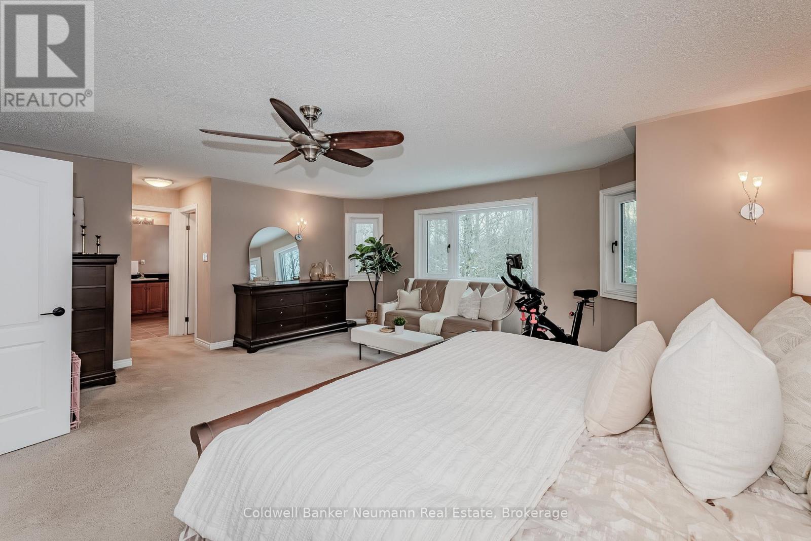 32 Forest Ridge Road, Erin, Ontario  N0B 1T0 - Photo 16 - X12476511