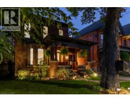 150 MARKLAND Street, Hamilton, Ontario